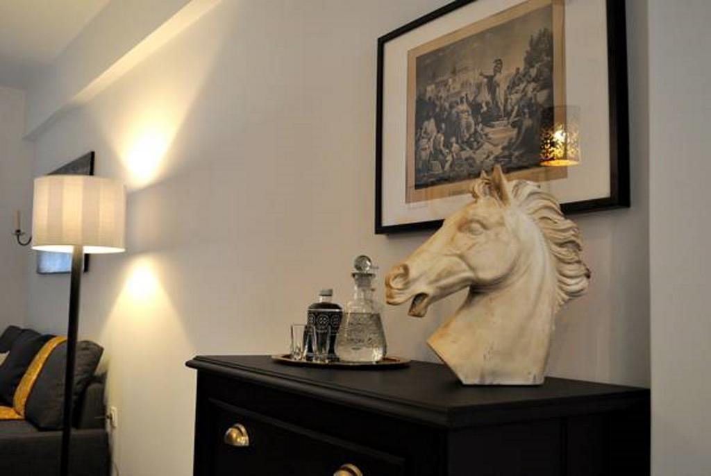 Ferienwohnung Aristocraticon Athen Exterior foto